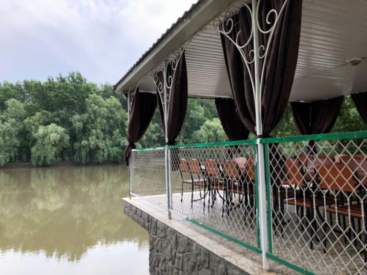 Рыбное Место Hotell Troitskoye Eksteriør bilde